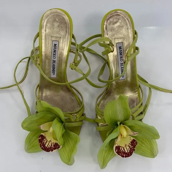 Manolo Blahnik Lime Green Orchid Heels - Picture 1 of 12